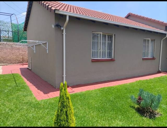 4 BEDROOM HOUSE FOR SALE IN XAVIER REEF ESTATES